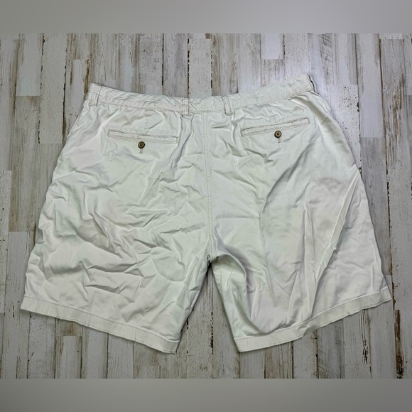 Tommy Bahama Chino Shorts Men's 42 Performance Athletic Cream - Picture 7 of 9
